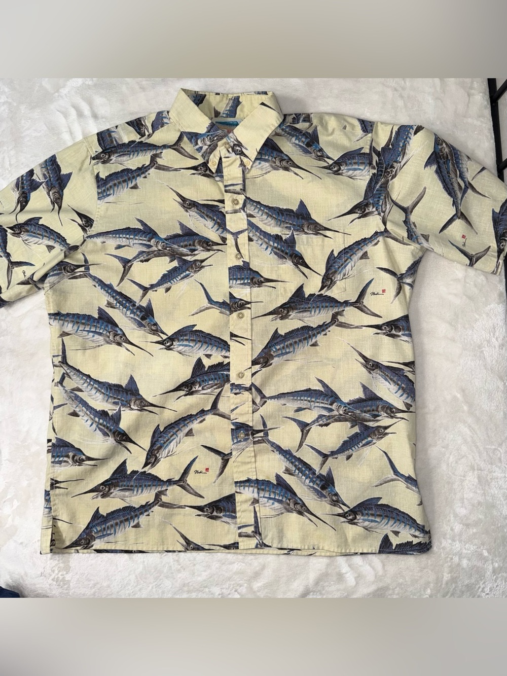 Gyotaki by Naoki Reyn Spooner Cream Short-Sleeve Button-Up with Blue Fish Print